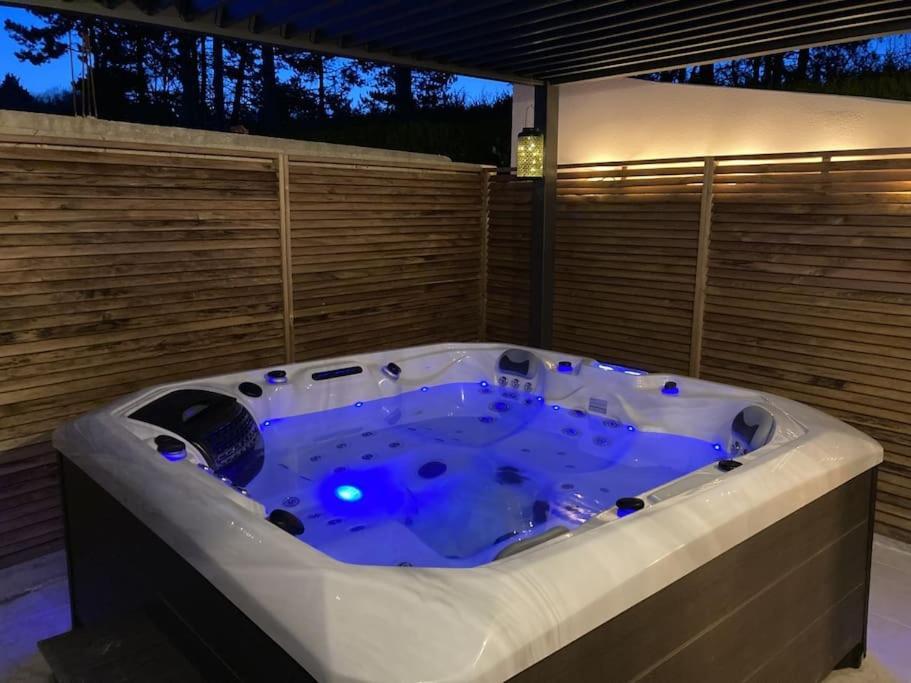 Spa & Serenite, Aux Portes De Disney Et De Paris Villiers-sur-Morin Esterno foto
